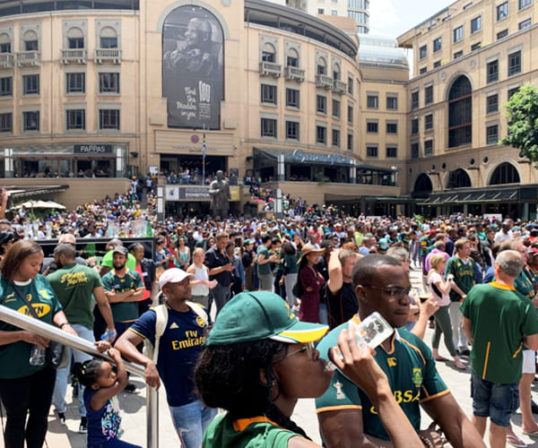 T.I（1998年入社）